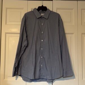 Men’s LS Button Down Checkered Shirt